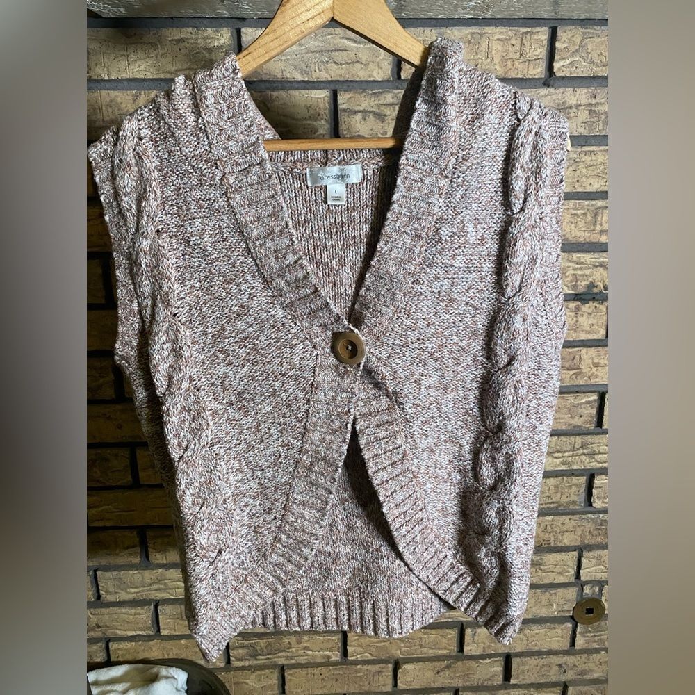 ‎Sweater vest dressbarn
